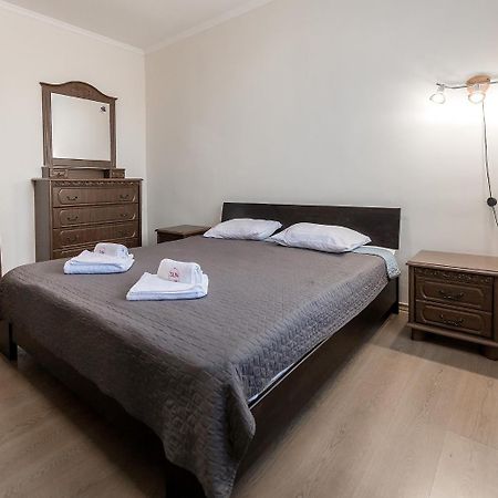 Sunlit Hotell Ivano-Frankivsk Eksteriør bilde