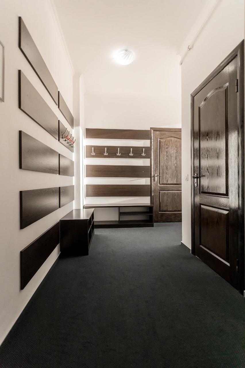 Sunlit Hotell Ivano-Frankivsk Eksteriør bilde