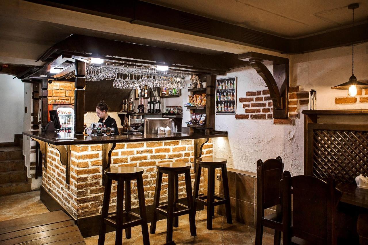 Sunlit Hotell Ivano-Frankivsk Eksteriør bilde